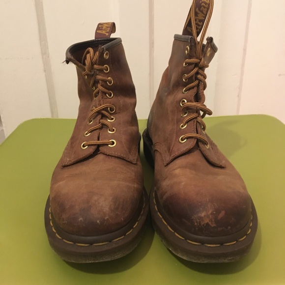 doc marten boots - Picture 1 of 2